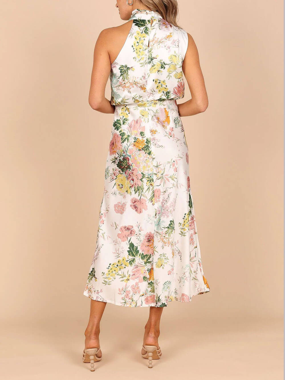 Robe longue dos nu à fleurs et taille élastique