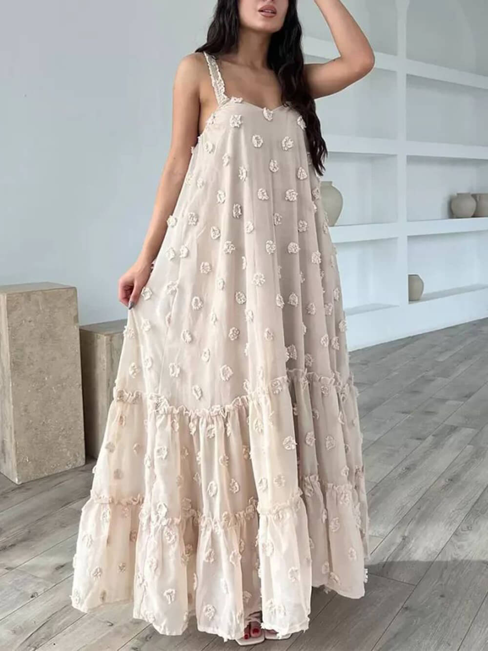 Robe maxi ample à volants et à motifs floraux