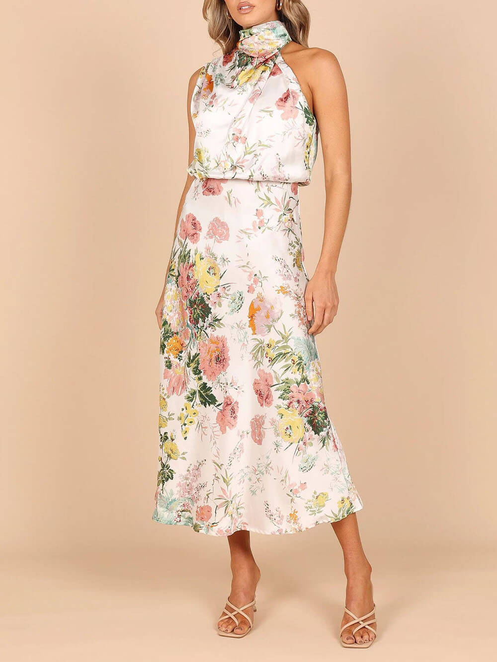 Robe longue dos nu à fleurs et taille élastique