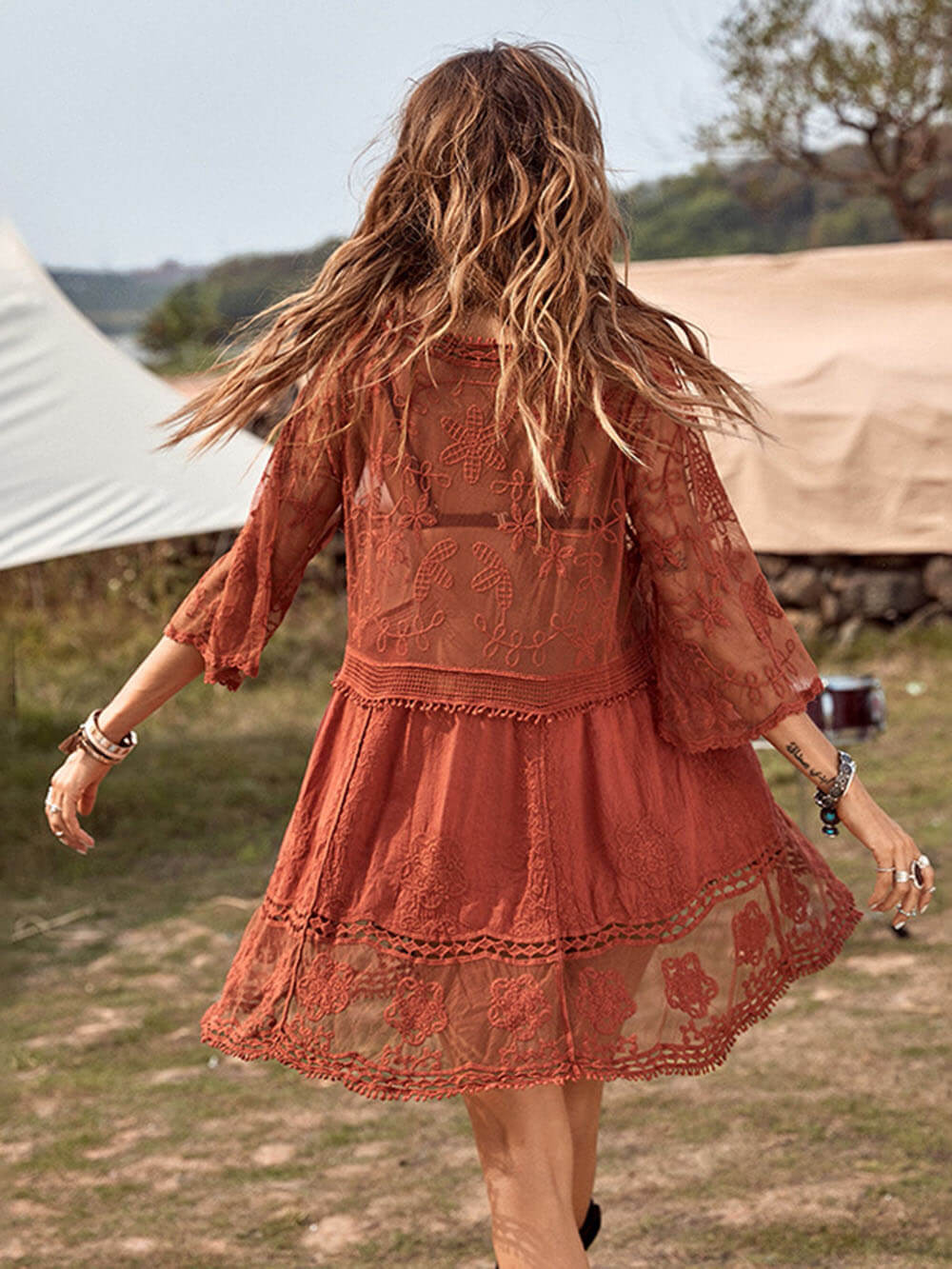 Robe de plage en dentelle ample pour les vacances