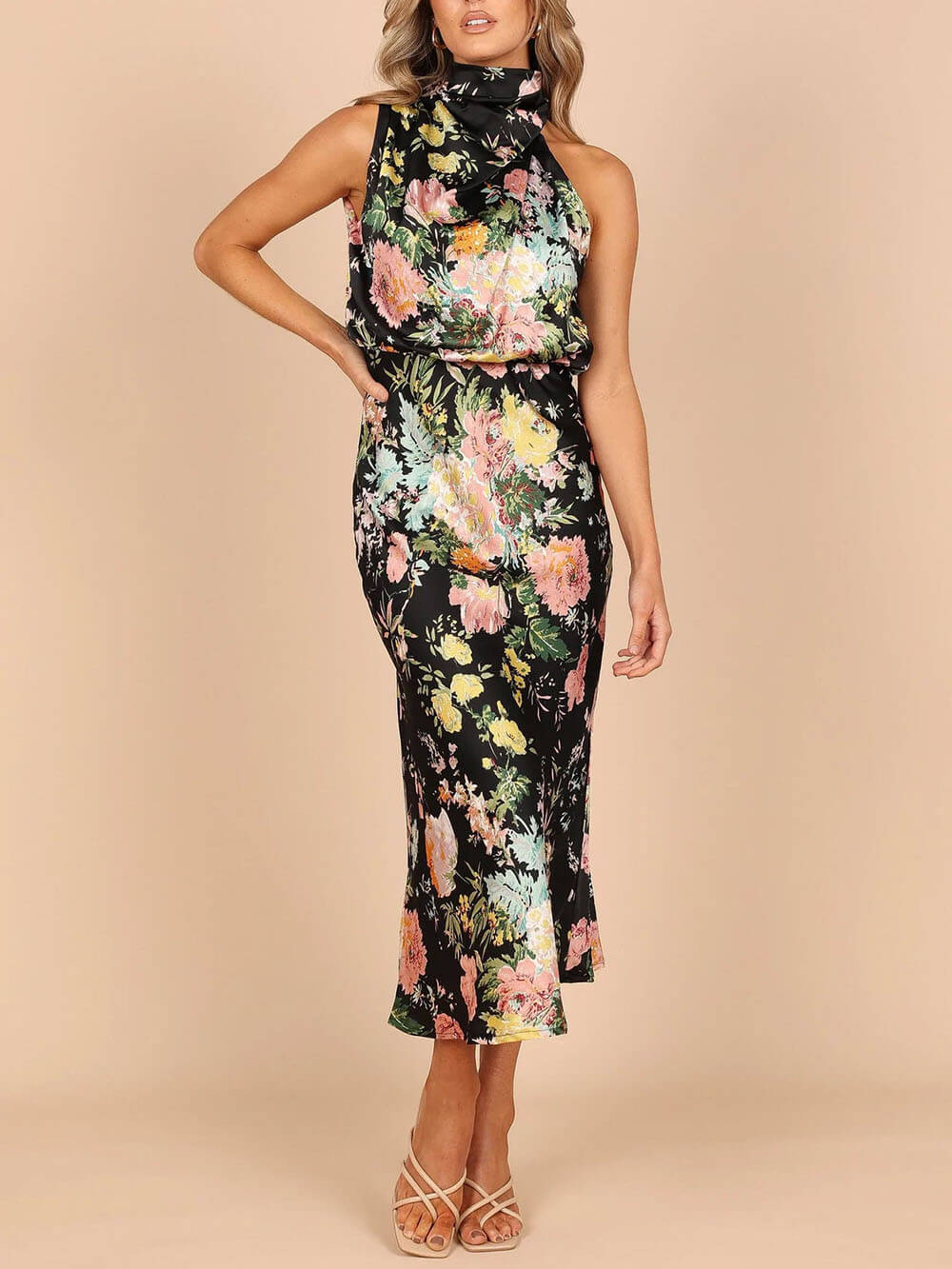 Robe longue dos nu à fleurs et taille élastique