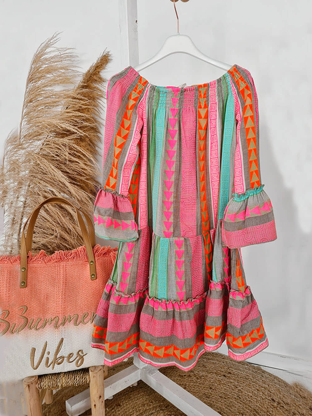 Robe mini ample en lin mélangé à imprimé ethnique, épaules dénudées