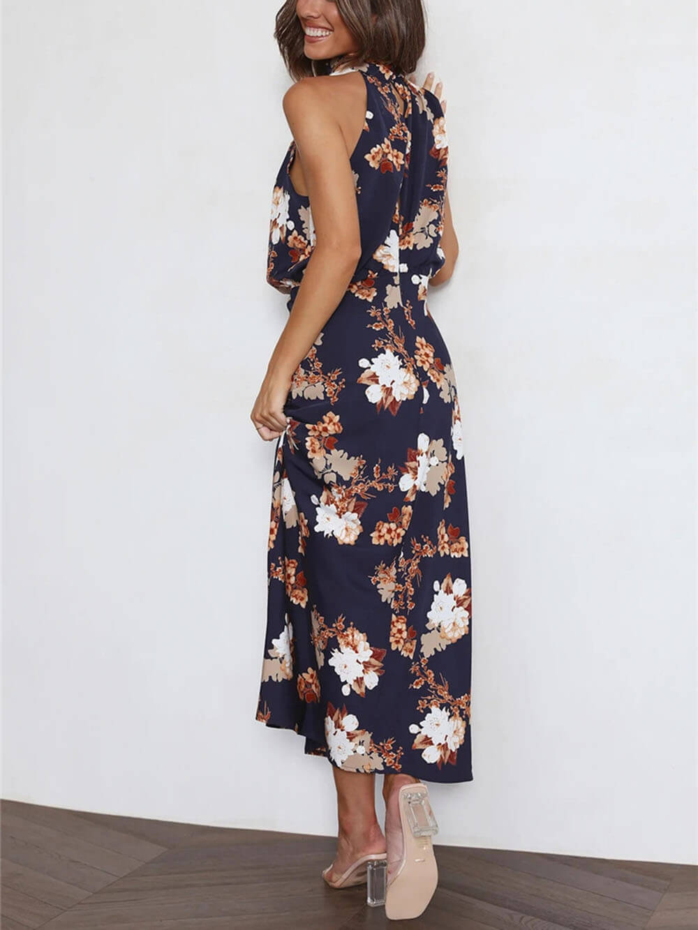 Robe longue dos nu à fleurs et taille élastique