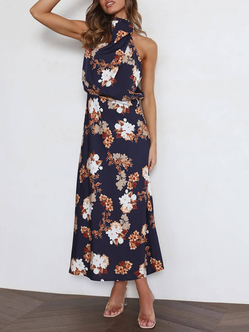 Robe longue dos nu à fleurs et taille élastique