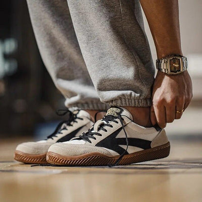 TRAINERS OLYMPISM 1984