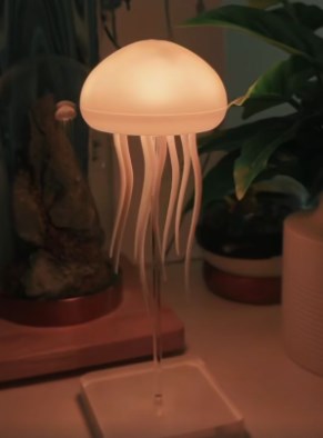 JellyGlow™ Voice-Controlled Fantasy Jellyfish Lamp